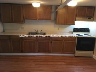 2412 Western Ave Unit E, Newburgh, ME 04444