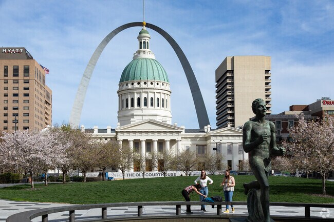 Sappington residents visit downtown St. Louis year‑round.