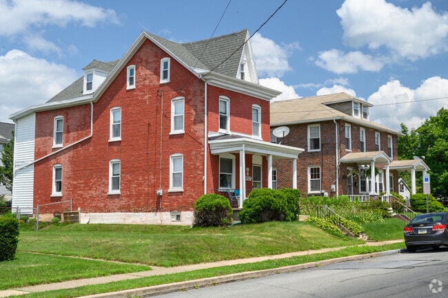 Laureldale evokes the home-sweet-home, small town vibe.