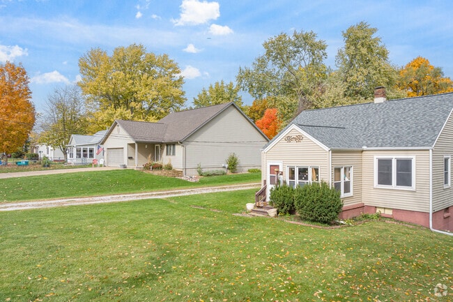 Homes in Bartonville feature decent sized lots next to parks and greenspace.