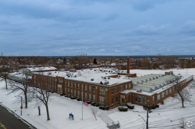 14% of students at Harvey Austin School in Schiller Park are at least proficient in reading.