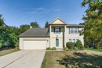 619 Whitney Dr, Rochester Hills, MI 48307
