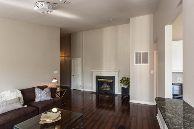 7507 Snowpea Ct unit M, Alexandria, VA 22306 - photo 6