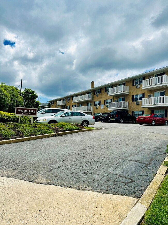 100 Cliff Ave, Bradley Beach, NJ 07720