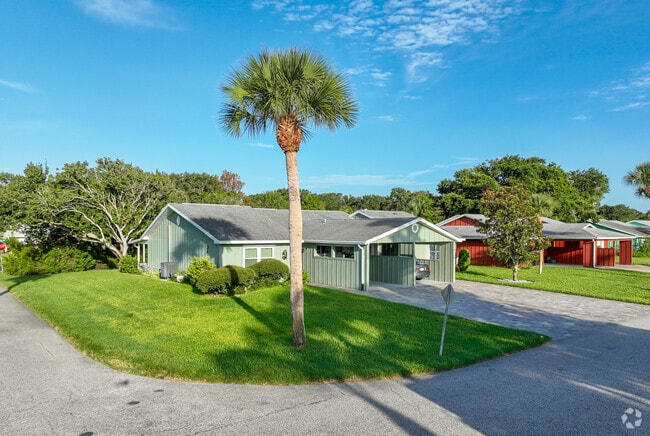 Port Orange is well known for it's large palm trees and colorful homes.