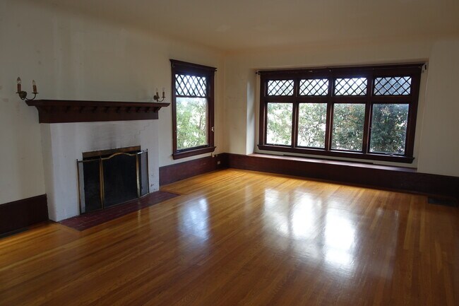 2401 Prospect St, Berkeley, CA 94704 - photo 2
