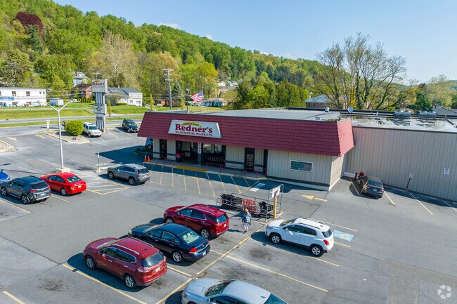 Get your groceries from the Redner's Market in Pennside.