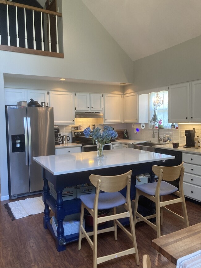 618 W Governor John Sevier Hwy, Knoxville, TN 37920