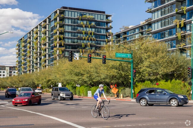 Most residents in Kierland have cars, but some choose to walk and bike.