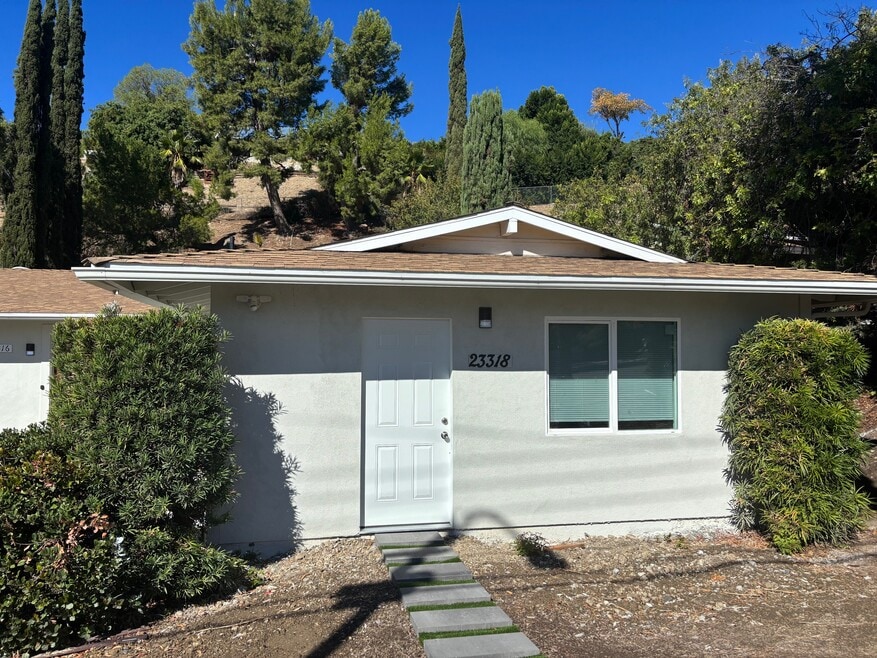 23316 Balmoral Ln unit 318, West Hills, CA 91307 - photo 1