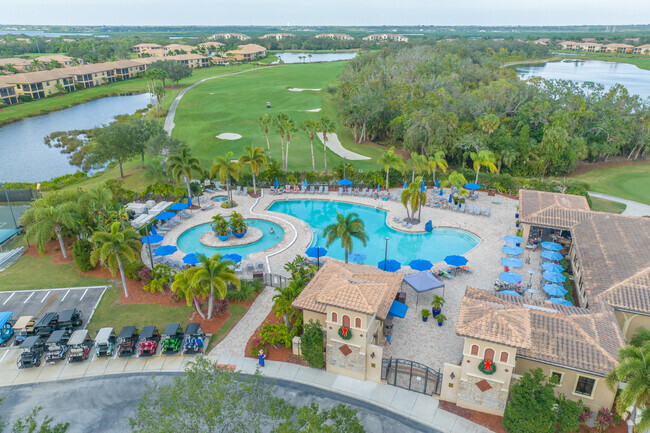 River Strand Golf Course has a fantastic community pool members love to utilize on the warm summer days.