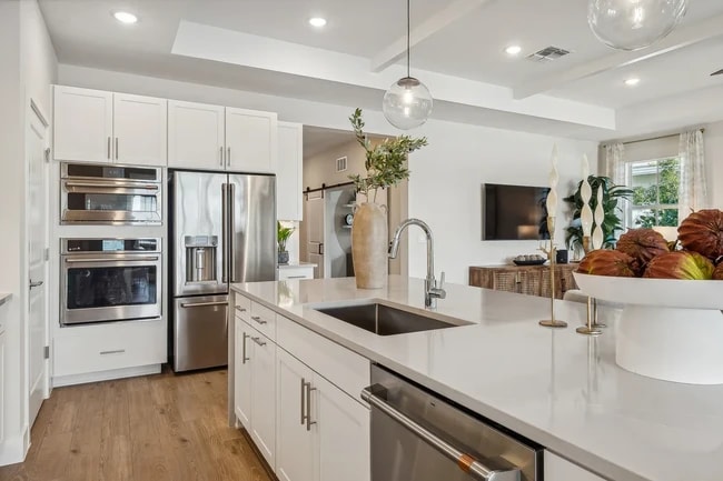 10427 NW Dreamweaver Rd, Port Saint Lucie, FL 34987 - photo 3