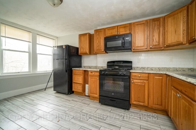 38 Fayston St unit 2, Dorchester, MA 02121 - photo 2