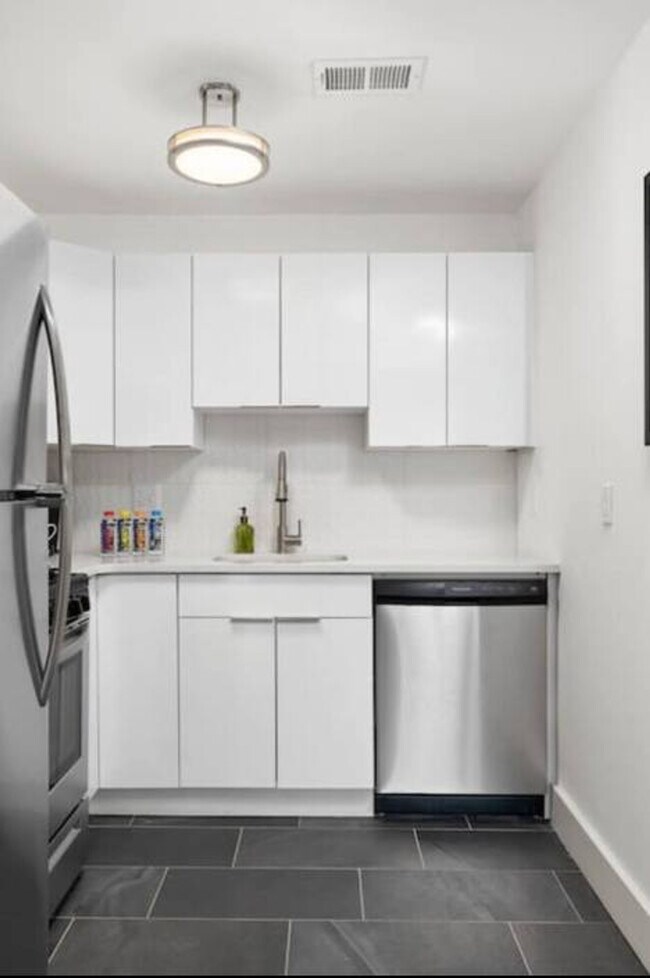 1136 Crescent Ave NE unit FL2-ID1356309P, Atlanta, GA 30309 - photo 7