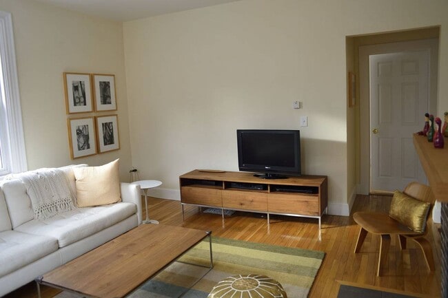 11 Irving St, Watertown, MA 02472 - photo 7