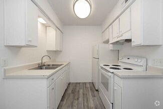 8131 E Harry St, Wichita, KS 67207