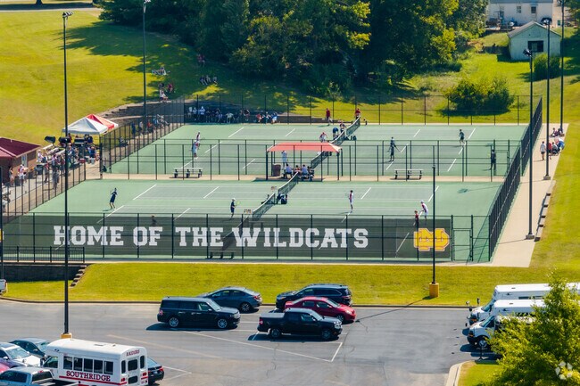 Mater Dei High School is a private school located in Evansville, IN.