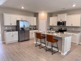 133 Plum Tree Ln, Hazel Green, AL 35750