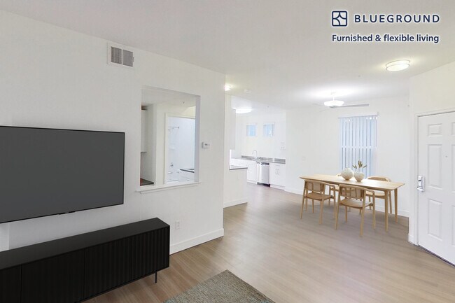 1257 Lakeside Dr unit FL1-ID10174A, Sunnyvale, CA 94085 - photo 3