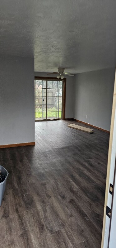 1109 State St, Grafton, OH 44044 - photo 3