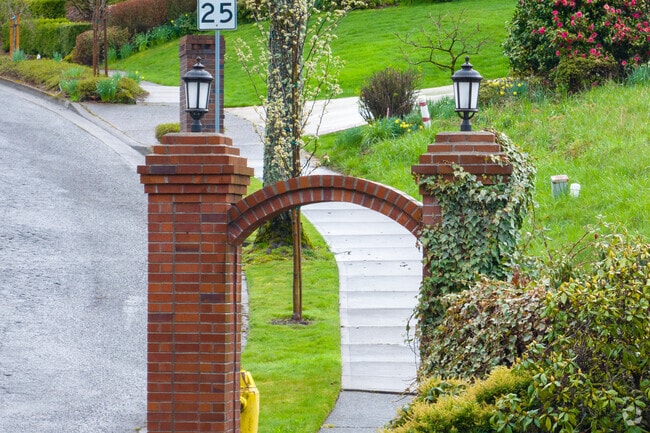 Ornate brick details can be found throughout Barrington Heights.