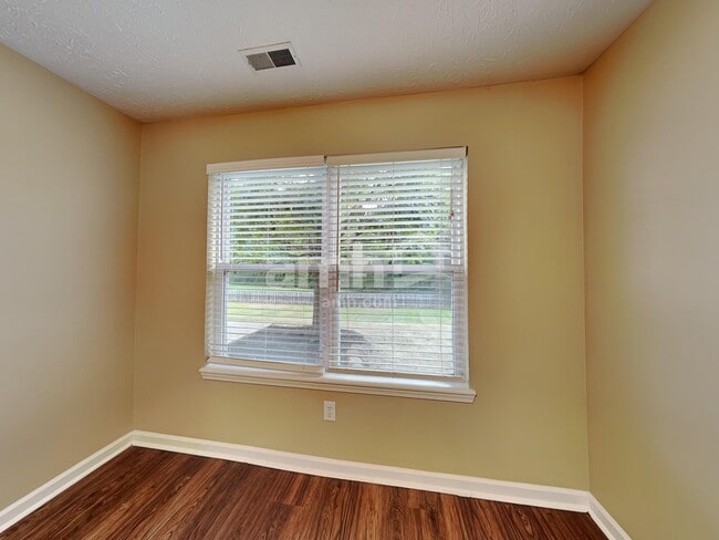 5391 Ripplingbrook Way, Carmel, IN 46033 - photo 6