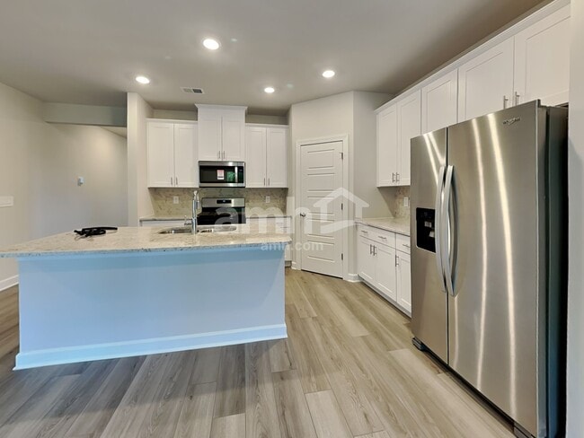 769 Treeline Rd, Moore, SC 29369 - photo 3