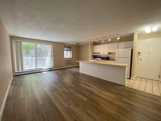123 Sewall Ave unit 1A, Brookline, MA 02446 - photo 4