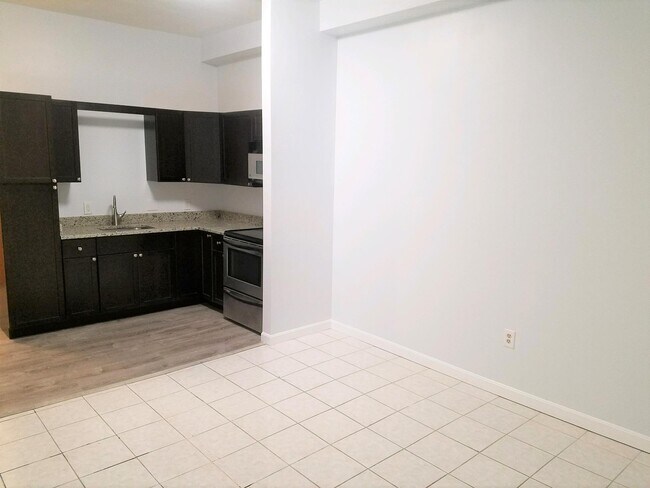 4 Webster Ave unit 2, Somerville, MA 02143 - photo 2