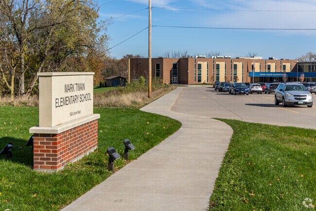 Mark Twain Elementary School in Bettendorf is one of five elementary schools.