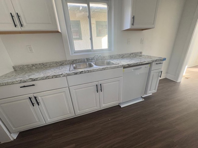 101 Colorado St, Highland Park, MI 48203 - photo 2