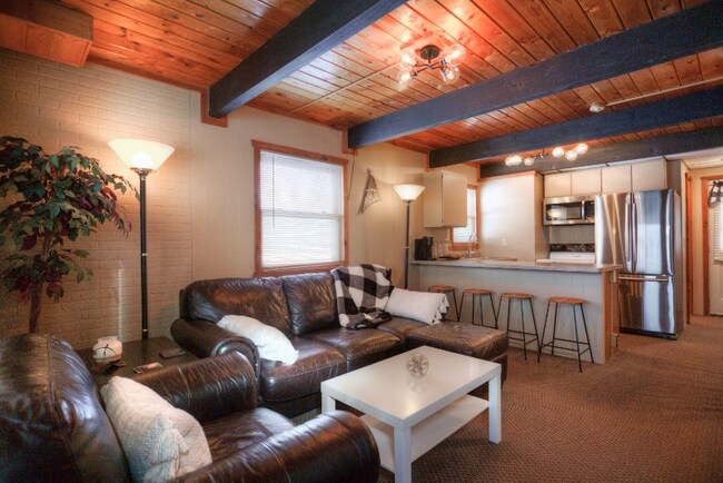 387 Indianhead Rd unit Chill Inn, Wakefield, MI 49968 - photo 3