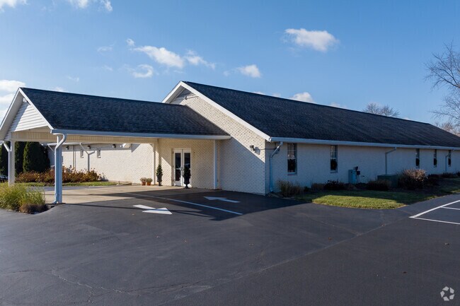 According to Niche, 100 percent of students from Bethel Baptist School go to attend college.