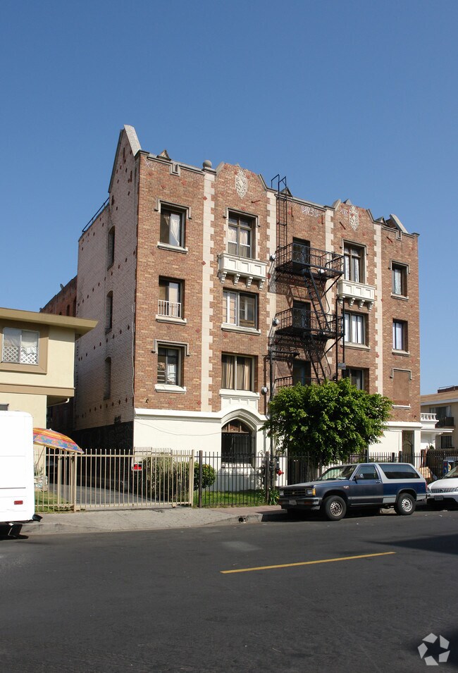 238 S Mariposa Ave, Los Angeles, CA 90004