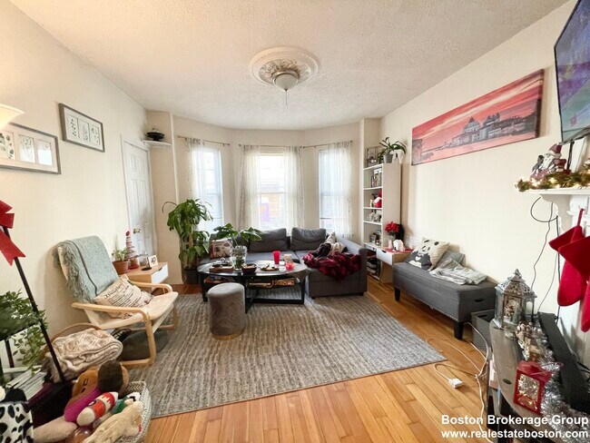 20 Howell St unit 1, Dorchester, MA 02125 - photo 7