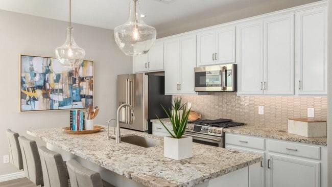 14133 W Hackamore Dr, Surprise, AZ 85387 - photo 3