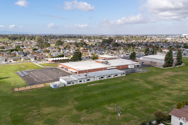 Elevated views of Spring View Middle School.