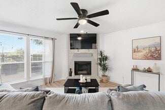 2162 E Arkansas Ln Unit ID1346354P, Arlington, TX 76014