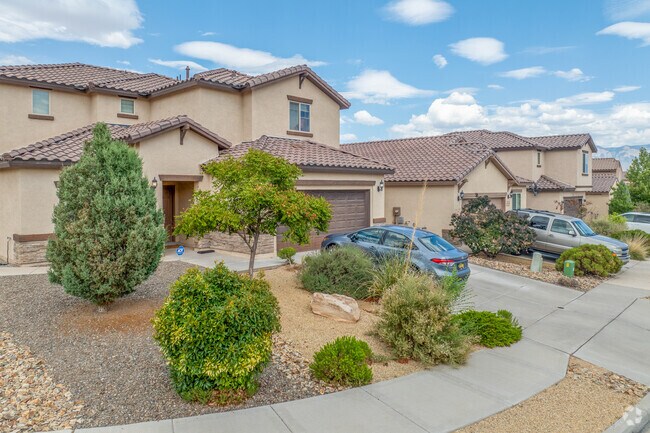 You will find that front yards in Cabezon have a xeriscape theme.