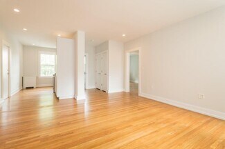 6 Forest St Unit 3, Cambridge, MA 02140