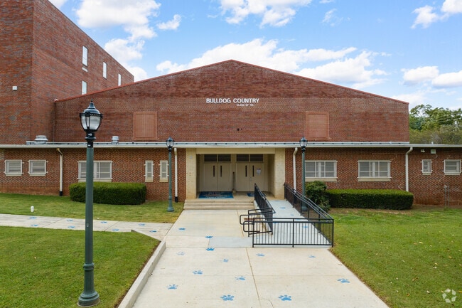 Booker T. Washington High School's motto is 