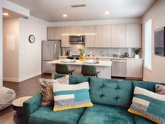 1901 Grant St, Denver, CO 80203