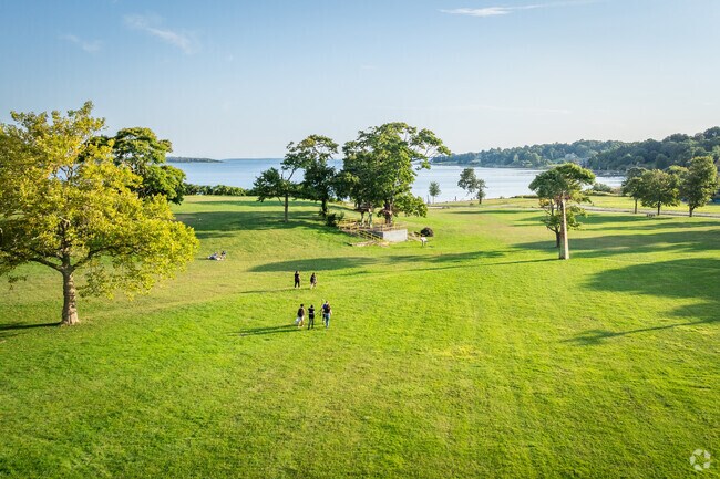 Discover the beauty of Rocky Point State Park’s bay views just minutes from Long Meadow.
