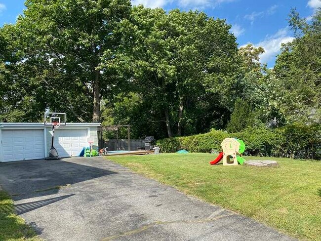 12 Juliette St unit 12 Juliette Street, Andover, MA 01810 - photo 4