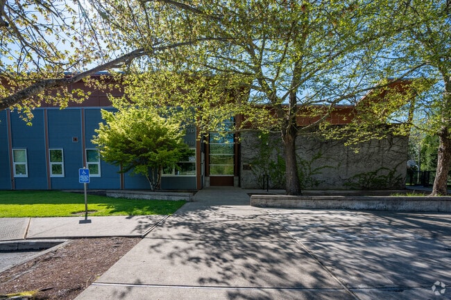 Arata Creek School 04