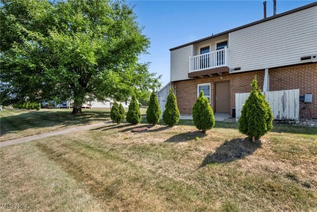 1505 Whitehall Blvd, Kent, OH 44240 - photo 6