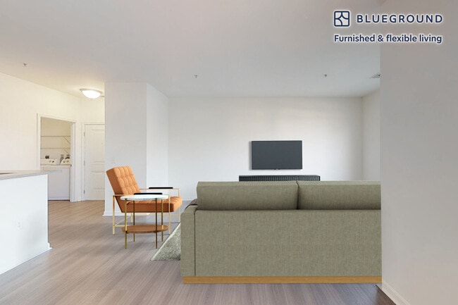 152 Shipyard Dr unit FL3-ID5614A, Hingham, MA 02043 - photo 3