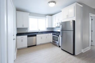 1606 E Belleview Place Unit Lower, Milwaukee, WI 53211