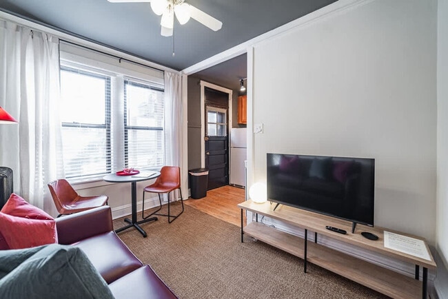 3551 N Janssen Ave unit ID1360072P, Chicago, IL 60657 - photo 5