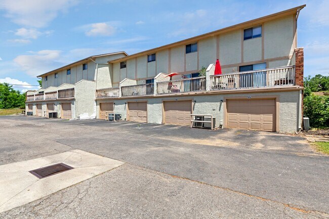 Hillcrest, Lancaster, OH 43130 - photo 6